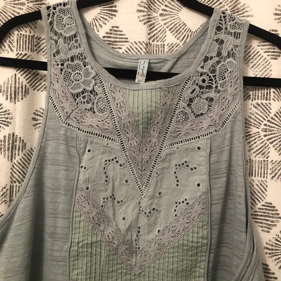 Free People Crochet Lace Keyhole-Back Tank Top - Picture 6 of 9